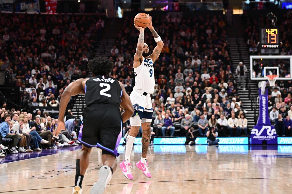 某顶级前锋 某顶级前锋