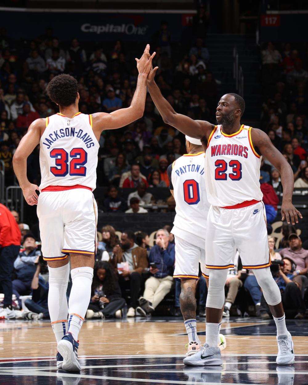 他的缺席难 他的缺席难