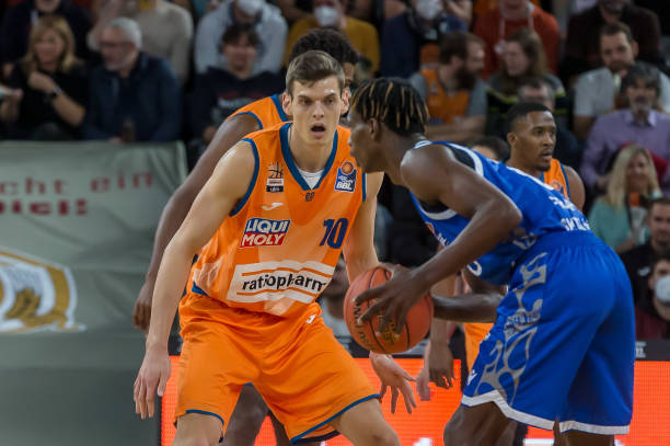 也纷纷加入 也纷纷加入